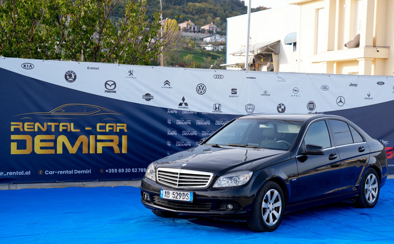 AB529DS-MERCEDES-BENZ-W204-2010-NERO (3)