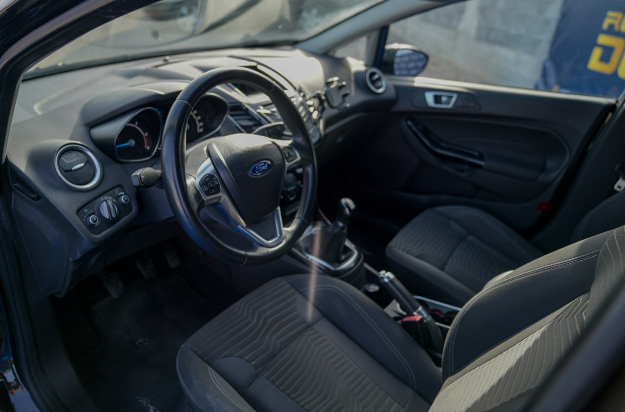 AB705UL-FORD-FIESTA-2010-NERO (3)