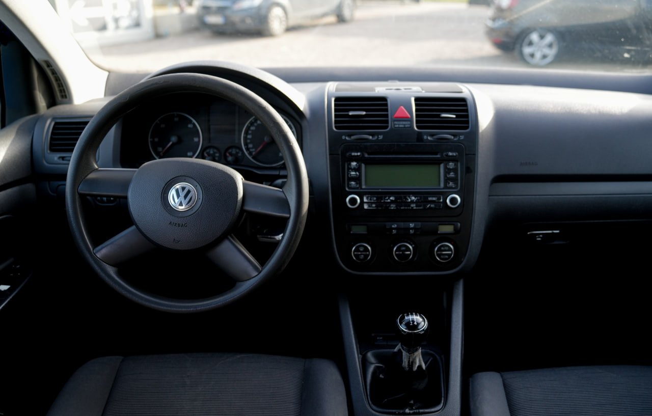 AB884CR-VOLKSWAGEN-GOLF V-2005-NERO (4)